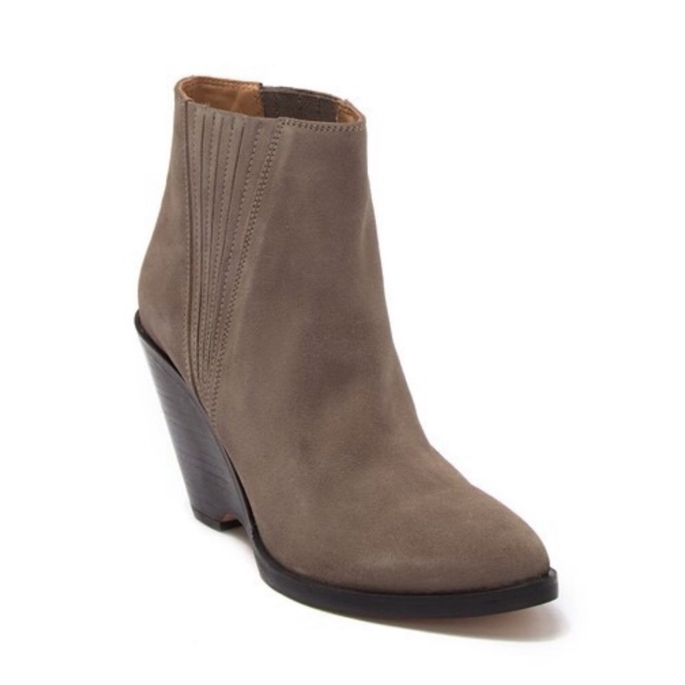 Seychelles Park Suede Wedge Boot Size 7.5 M